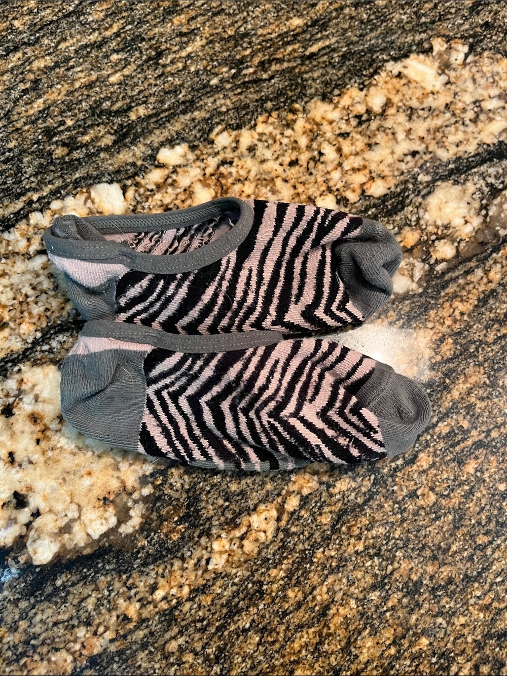 Vans ankle no show socks shoe size 6-8